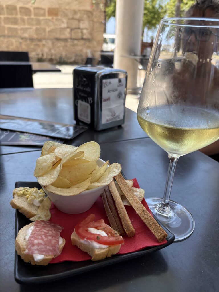 Aperitivo at Gioia Mì in Alghero old town